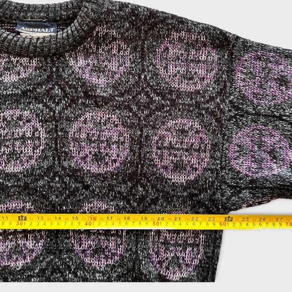 Vintage Sweater | Womens Medium - Picture 6 of 10